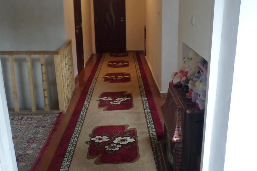 Spandaryan House Yeghegnadzor Exterior photo