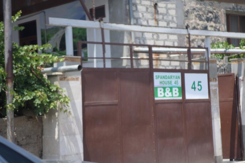 Spandaryan House Yeghegnadzor Exterior photo