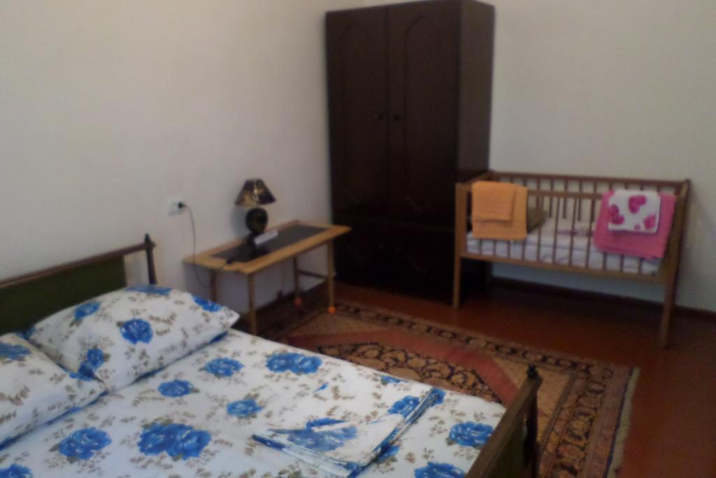 Spandaryan House Yeghegnadzor Exterior photo